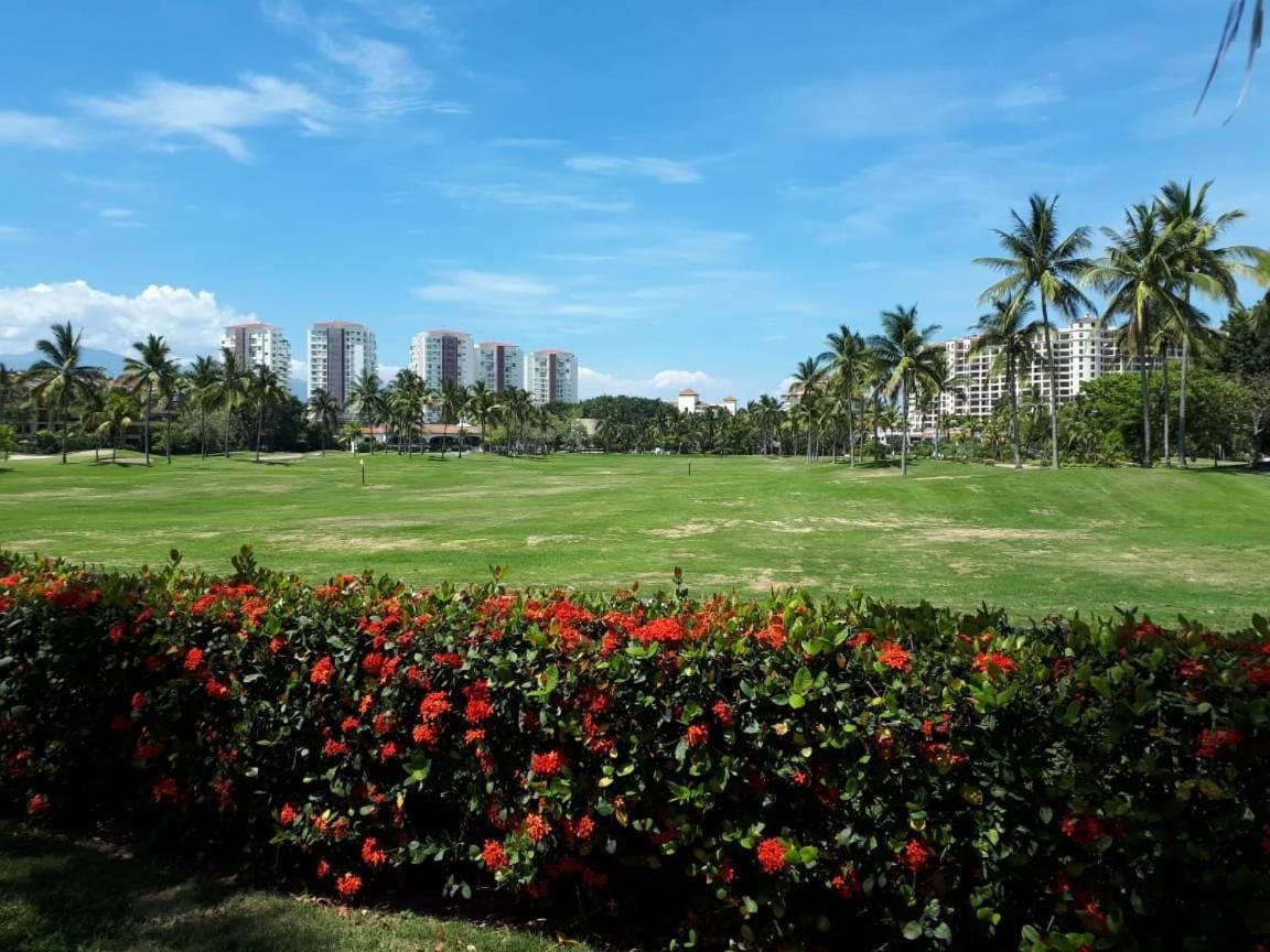 Marina Vallarta, One Bedroom Condo Puerto Vallarta Eksteriør billede